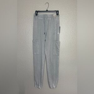 Forever 21 cargo sweat pants size XS Gray